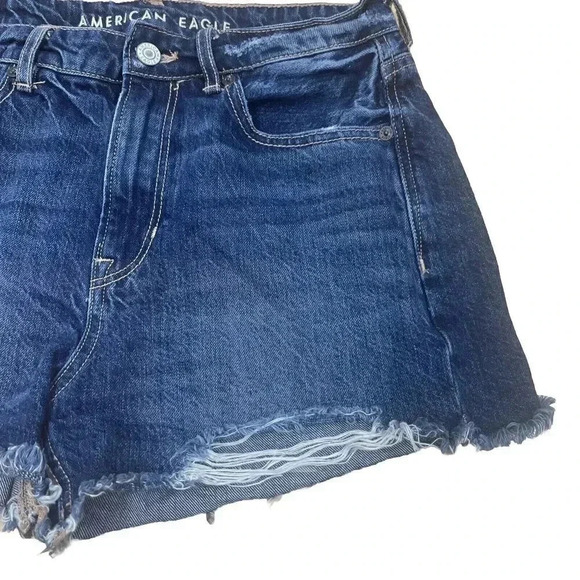 American Eagle TOMGIRL Denim Short Women’s Size 4 Raw Hem Distressed - Picture 2 of 13
